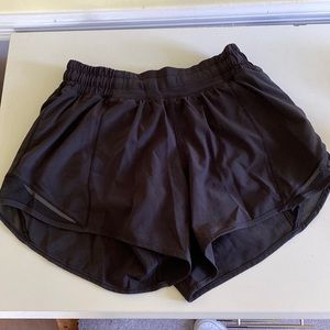 black lulu lemon shorts